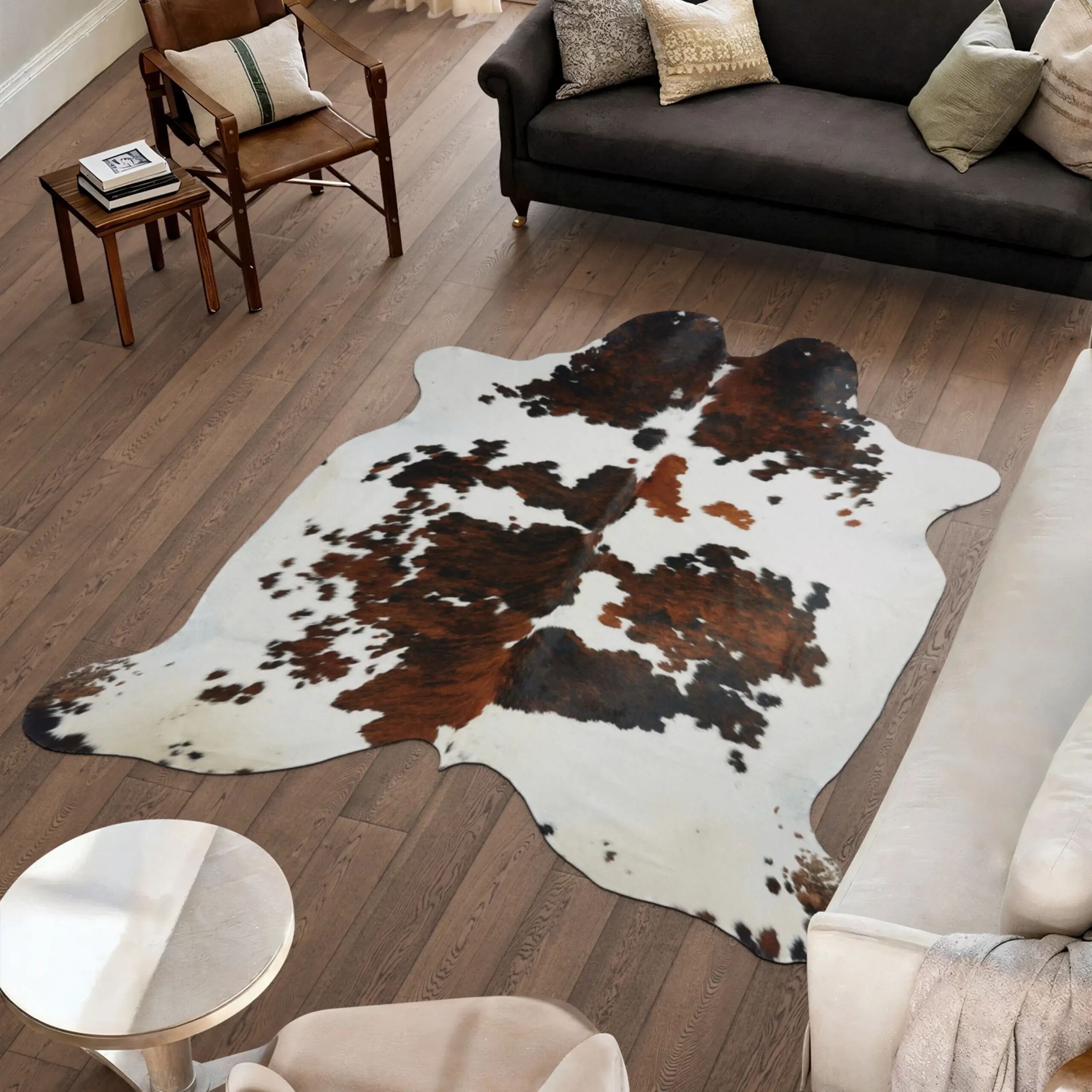 Interieur met een koeienhuid